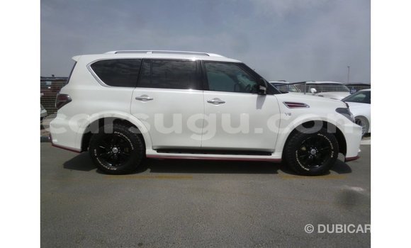Sayi Imported Nissan Patrol White Mota in Import - Dubai a Burkina Faso Sayi Imported Nissan Patrol White Mota in Import - Dubai a Burkina Faso