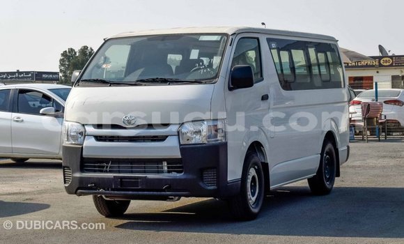 Acheter Import Voiture Toyota Hiace Blanc à Import - Dubai, Burkina-Faso Acheter Import Voiture Toyota Hiace Blanc à Import - Dubai, Burkina-Faso
