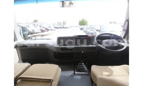 Sayi Imported Toyota Coaster White Mota in Import - Dubai a Burkina Faso Sayi Imported Toyota Coaster White Mota in Import - Dubai a Burkina Faso