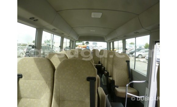 Sayi Imported Toyota Coaster White Mota in Import - Dubai a Burkina Faso Sayi Imported Toyota Coaster White Mota in Import - Dubai a Burkina Faso