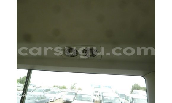 Sayi Imported Toyota Coaster White Mota in Import - Dubai a Burkina Faso Sayi Imported Toyota Coaster White Mota in Import - Dubai a Burkina Faso