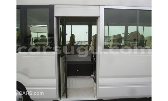 Sayi Imported Toyota Coaster White Mota in Import - Dubai a Burkina Faso Sayi Imported Toyota Coaster White Mota in Import - Dubai a Burkina Faso