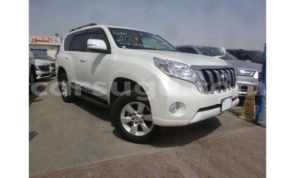 Sayi Imported Toyota Prado White Mota in Import - Dubai a Burkina Faso Sayi Imported Toyota Prado White Mota in Import - Dubai a Burkina Faso