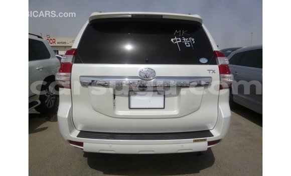 Sayi Imported Toyota Prado White Mota in Import - Dubai a Burkina Faso Sayi Imported Toyota Prado White Mota in Import - Dubai a Burkina Faso