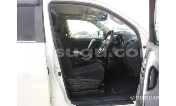 Sayi Imported Toyota Prado White Mota in Import - Dubai a Burkina Faso Sayi Imported Toyota Prado White Mota in Import - Dubai a Burkina Faso