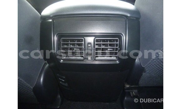 Sayi Imported Toyota Prado White Mota in Import - Dubai a Burkina Faso Sayi Imported Toyota Prado White Mota in Import - Dubai a Burkina Faso