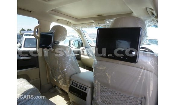 Buy Import Toyota Land Cruiser White Car in Import - Dubai in Burkina Faso Buy Import Toyota Land Cruiser White Car in Import - Dubai in Burkina Faso