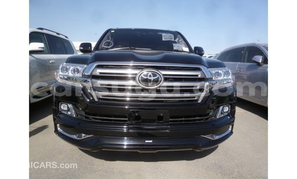Sayi Imported Toyota Land Cruiser Black Mota in Import - Dubai a Burkina Faso Sayi Imported Toyota Land Cruiser Black Mota in Import - Dubai a Burkina Faso