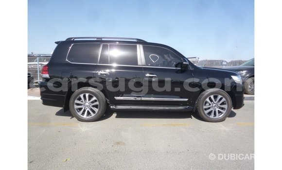 Sayi Imported Toyota Land Cruiser Black Mota in Import - Dubai a Burkina Faso Sayi Imported Toyota Land Cruiser Black Mota in Import - Dubai a Burkina Faso