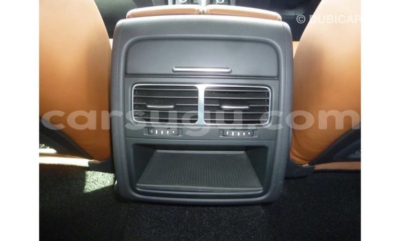 Sayi Imported Volkswagen Touareg Brown Mota in Import - Dubai a Burkina Faso Sayi Imported Volkswagen Touareg Brown Mota in Import - Dubai a Burkina Faso