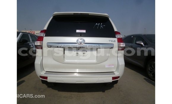 Sayi Imported Toyota Prado White Mota in Import - Dubai a Burkina Faso Sayi Imported Toyota Prado White Mota in Import - Dubai a Burkina Faso