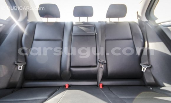 Sayi Imported Mercedes-Benz 200 White Mota in Import - Dubai a Burkina Faso Sayi Imported Mercedes-Benz 200 White Mota in Import - Dubai a Burkina Faso