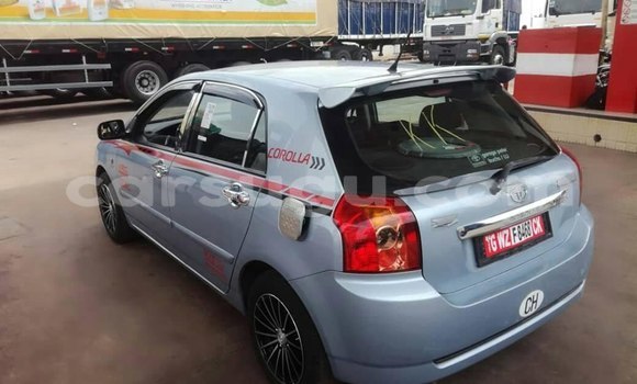 Acheter Occasion Voiture Toyota Corolla Bleu à Ouagadougou, Burkina-Faso Acheter Occasion Voiture Toyota Corolla Bleu à Ouagadougou, Burkina-Faso