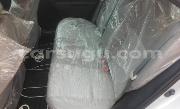 Acheter Neuf Voiture Toyota Corolla Gris à Ouagadougou, Burkina-Faso Acheter Neuf Voiture Toyota Corolla Gris à Ouagadougou, Burkina-Faso