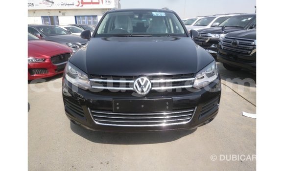 Acheter Import Voiture Volkswagen Touareg Noir à Import - Dubai, Burkina-Faso Acheter Import Voiture Volkswagen Touareg Noir à Import - Dubai, Burkina-Faso