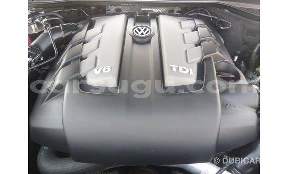 Acheter Import Voiture Volkswagen Touareg Noir à Import - Dubai, Burkina-Faso Acheter Import Voiture Volkswagen Touareg Noir à Import - Dubai, Burkina-Faso