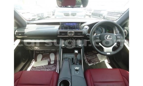 Sayi Imported Lexus IS White Mota in Import - Dubai a Burkina Faso Sayi Imported Lexus IS White Mota in Import - Dubai a Burkina Faso