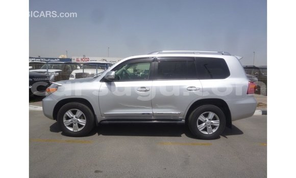 Sayi Imported Toyota Land Cruiser Sauran Mota in Import - Dubai a Burkina Faso Sayi Imported Toyota Land Cruiser Sauran Mota in Import - Dubai a Burkina Faso