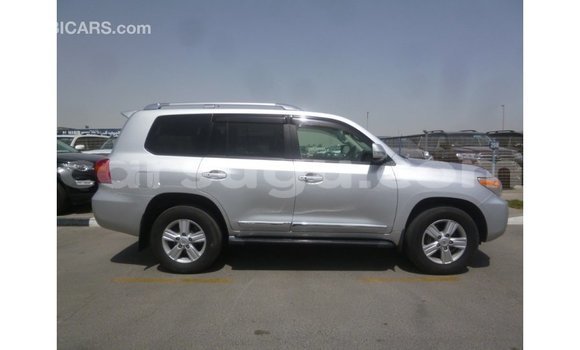 Sayi Imported Toyota Land Cruiser Sauran Mota in Import - Dubai a Burkina Faso Sayi Imported Toyota Land Cruiser Sauran Mota in Import - Dubai a Burkina Faso