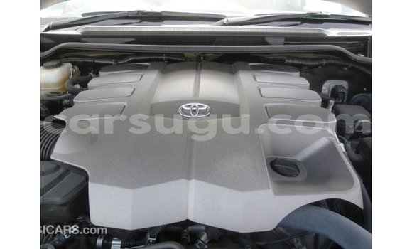 Sayi Imported Toyota Land Cruiser Sauran Mota in Import - Dubai a Burkina Faso Sayi Imported Toyota Land Cruiser Sauran Mota in Import - Dubai a Burkina Faso