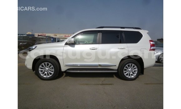Sayi Imported Toyota Prado White Mota in Import - Dubai a Burkina Faso Sayi Imported Toyota Prado White Mota in Import - Dubai a Burkina Faso