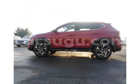 Sayi Imported Hyundai Tucson Red Mota in Import - Dubai a Burkina Faso Sayi Imported Hyundai Tucson Red Mota in Import - Dubai a Burkina Faso