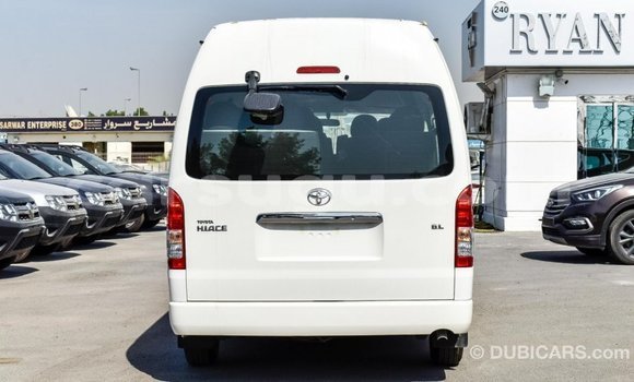 Acheter Import Voiture Toyota Hiace Blanc à Import - Dubai, Burkina-Faso Acheter Import Voiture Toyota Hiace Blanc à Import - Dubai, Burkina-Faso
