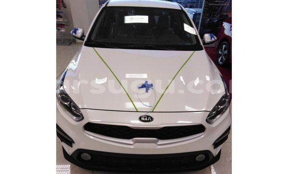 Sayi Imported Kia Cerato White Mota in Import - Dubai a Burkina Faso Sayi Imported Kia Cerato White Mota in Import - Dubai a Burkina Faso