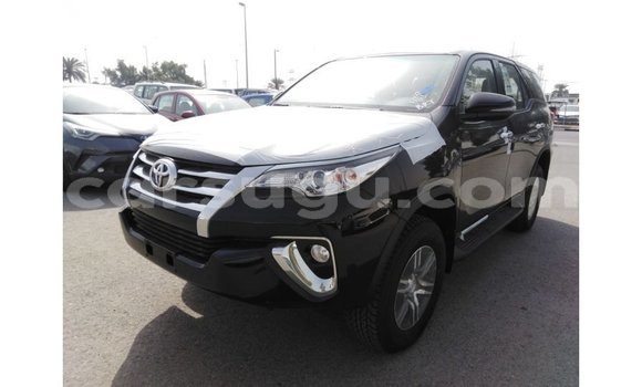 Sayi Imported Toyota Fortuner Black Mota in Import - Dubai a Burkina Faso Sayi Imported Toyota Fortuner Black Mota in Import - Dubai a Burkina Faso