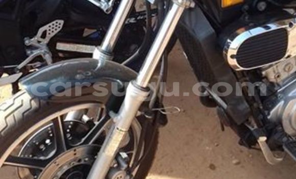 Acheter Neuf Moto Kymco Grand Dink Noir à Ouagadougou au Burkina-Faso Acheter Neuf Moto Kymco Grand Dink Noir à Ouagadougou au Burkina-Faso
