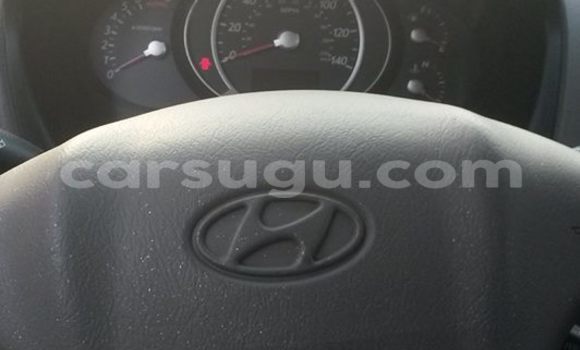 Acheter Neuf Voiture Hyundai Accent Noir à Ouagadougou, Burkina-Faso Acheter Neuf Voiture Hyundai Accent Noir à Ouagadougou, Burkina-Faso