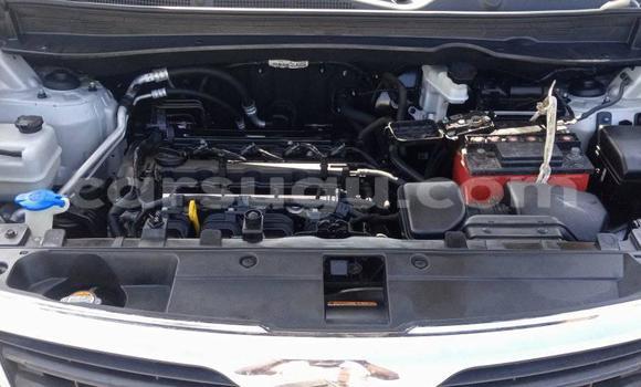 Acheter Occasion Voiture Kia Sportage Gris à Ouagadougou, Burkina-Faso Acheter Occasion Voiture Kia Sportage Gris à Ouagadougou, Burkina-Faso