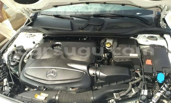 Acheter Occasion Voiture Mercedes-Benz C–Class Blanc à Ouagadougou, Burkina-Faso Acheter Occasion Voiture Mercedes-Benz C–Class Blanc à Ouagadougou, Burkina-Faso