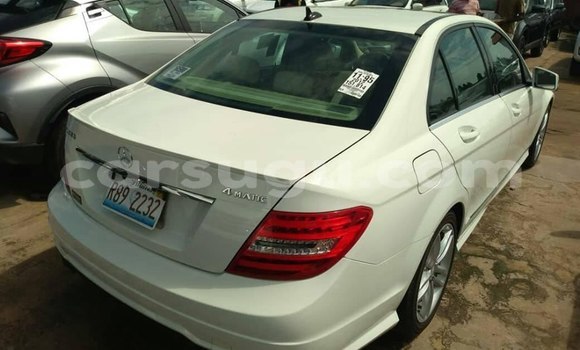 Acheter Occasion Voiture Mercedes-Benz C–Class Blanc à Ouagadougou, Burkina-Faso Acheter Occasion Voiture Mercedes-Benz C–Class Blanc à Ouagadougou, Burkina-Faso