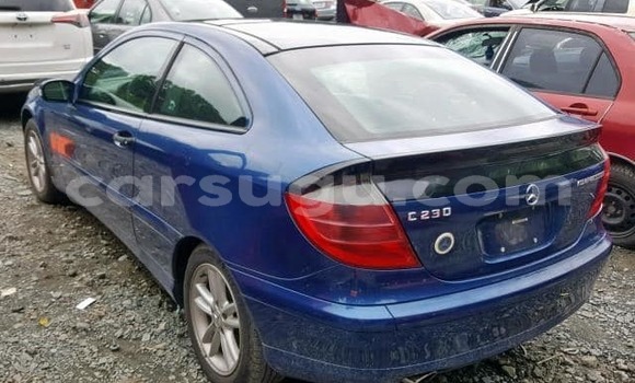 Sayi Na hannu Mercedes-Benz C–Class Blue Mota in Ouagadougou a Burkina Faso Sayi Na hannu Mercedes-Benz C–Class Blue Mota in Ouagadougou a Burkina Faso