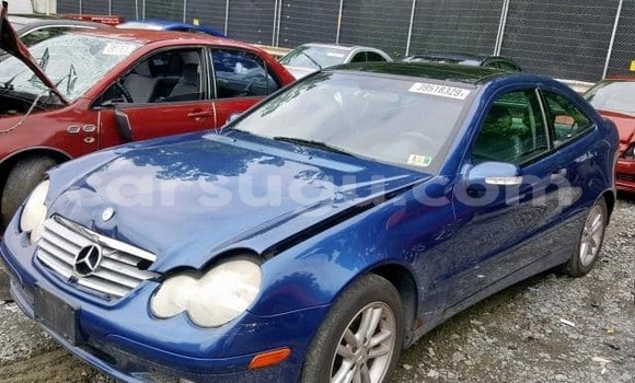 Sayi Na hannu Mercedes-Benz C–Class Blue Mota in Ouagadougou a Burkina Faso Sayi Na hannu Mercedes-Benz C–Class Blue Mota in Ouagadougou a Burkina Faso