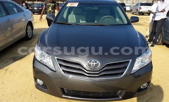 Acheter Neuf Voiture Toyota Camry Noir à Ouagadougou, Burkina-Faso Acheter Neuf Voiture Toyota Camry Noir à Ouagadougou, Burkina-Faso