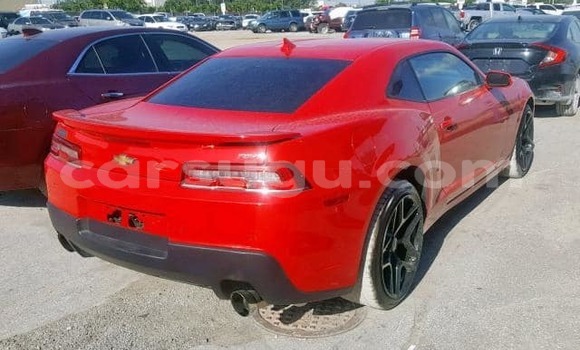 Sayi Na hannu Chevrolet Camaro Red Mota in Ouagadougou a Burkina Faso Sayi Na hannu Chevrolet Camaro Red Mota in Ouagadougou a Burkina Faso