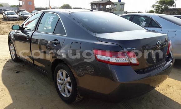 Acheter Neuf Voiture Toyota Camry Noir à Ouagadougou, Burkina-Faso Acheter Neuf Voiture Toyota Camry Noir à Ouagadougou, Burkina-Faso