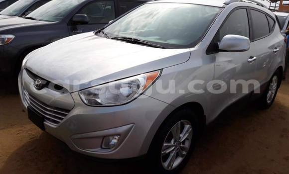 Acheter Neuf Voiture Hyundai ix35 Noir à Ouagadougou, Burkina-Faso Acheter Neuf Voiture Hyundai ix35 Noir à Ouagadougou, Burkina-Faso