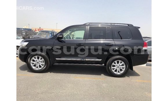 Sayi Imported Toyota Land Cruiser Black Mota in Import - Dubai a Burkina Faso Sayi Imported Toyota Land Cruiser Black Mota in Import - Dubai a Burkina Faso