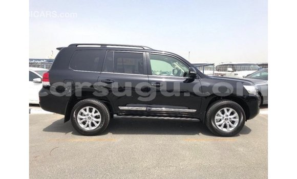 Sayi Imported Toyota Land Cruiser Black Mota in Import - Dubai a Burkina Faso Sayi Imported Toyota Land Cruiser Black Mota in Import - Dubai a Burkina Faso