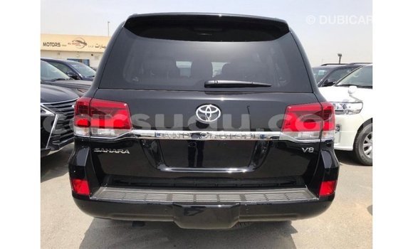 Sayi Imported Toyota Land Cruiser Black Mota in Import - Dubai a Burkina Faso Sayi Imported Toyota Land Cruiser Black Mota in Import - Dubai a Burkina Faso