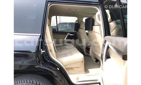 Sayi Imported Toyota Land Cruiser Black Mota in Import - Dubai a Burkina Faso Sayi Imported Toyota Land Cruiser Black Mota in Import - Dubai a Burkina Faso