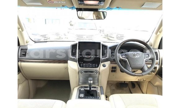 Sayi Imported Toyota Land Cruiser Black Mota in Import - Dubai a Burkina Faso Sayi Imported Toyota Land Cruiser Black Mota in Import - Dubai a Burkina Faso