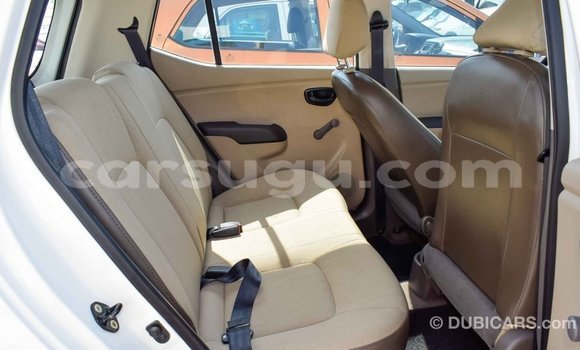 Sayi Imported Hyundai i10 White Mota in Import - Dubai a Burkina Faso Sayi Imported Hyundai i10 White Mota in Import - Dubai a Burkina Faso