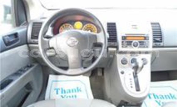 Acheter Neuf Voiture Nissan Sentra Gris à Ouagadougou, Burkina-Faso Acheter Neuf Voiture Nissan Sentra Gris à Ouagadougou, Burkina-Faso