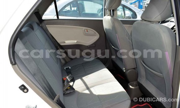Sayi Imported Kia Picanto White Mota in Import - Dubai a Burkina Faso Sayi Imported Kia Picanto White Mota in Import - Dubai a Burkina Faso