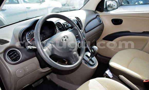 Sayi Imported Hyundai i10 White Mota in Import - Dubai a Burkina Faso Sayi Imported Hyundai i10 White Mota in Import - Dubai a Burkina Faso