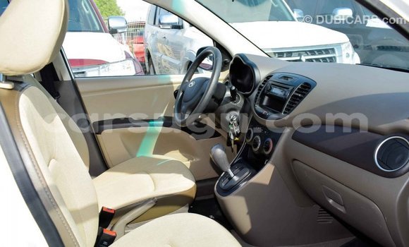 Sayi Imported Hyundai i10 White Mota in Import - Dubai a Burkina Faso Sayi Imported Hyundai i10 White Mota in Import - Dubai a Burkina Faso